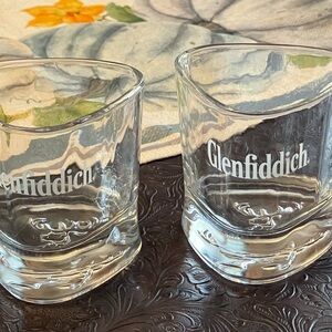 Glenfiddich triangle based Clear Glass Tumbler Set.